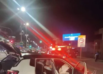 URGENTE: PERSEGUIÇÃO TERMINA COM DOIS PRESOS E UM MORTO NA ZONA OESTE DO RIO( VIDEO)