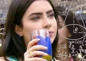 bar oferece prêmio para quem votar em Jade Picon