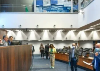 Campo Grande venceu!!Alerj aprova incorporação do Centro Universitário da Zona Oeste pela Uerj