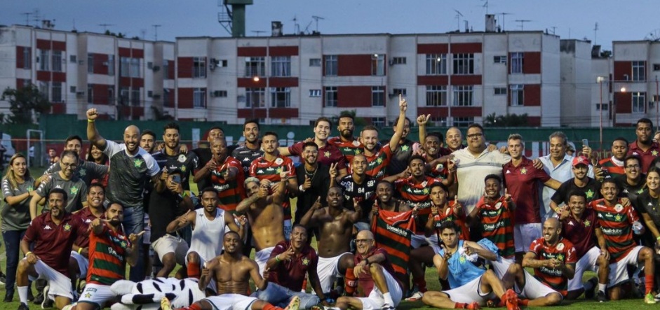 Portuguesa-RJ comemora classificação à 3ª fase da Copa do Brasil