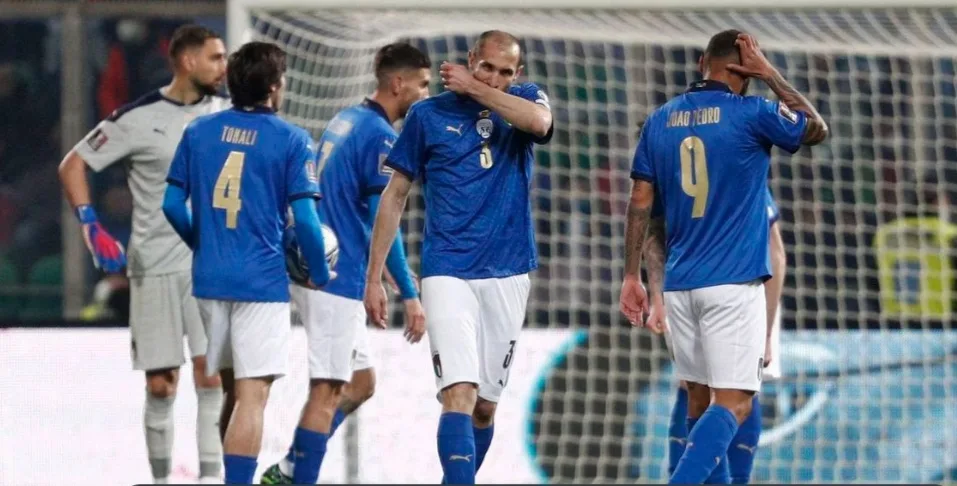 Itália fica fora da Copa do Catar