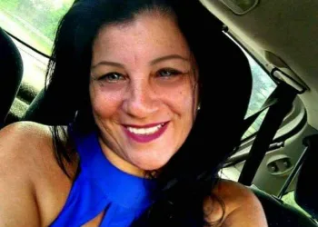 HOMEM MATA EX MULHER A TIROS NA ZONA OESTE POR NÃO ACEITAR FIM DE RELACIONAMENTO