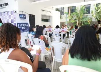 Prefeitura vai cadastrar mulheres para empregos em Cosmos