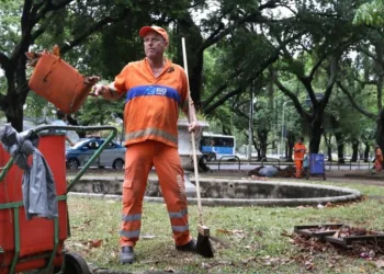 Acordo de trabalhadores com Comlurb põe fim à greve dos garis no Rio