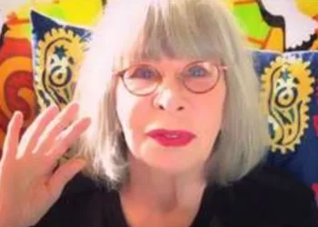 RITA LEE ESTÁ CURADA DO CÂNCER DO PULMÃO