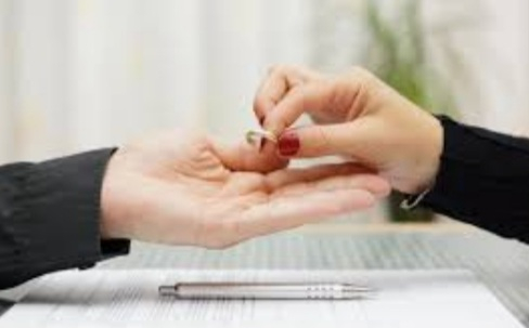 𝙉𝙪𝙢𝙚𝙧𝙤 𝙙𝙚 𝙙𝙞𝙫𝙤𝙧𝙘𝙞𝙤𝙨 𝙣𝙤 𝙍𝙞𝙤 𝙗𝙖𝙩𝙚 𝙧𝙚𝙘𝙤𝙧𝙙𝙚 𝙚𝙢 𝙢𝙚𝙞𝙤 𝙖 𝙥𝙖𝙣𝙙𝙚𝙢𝙞𝙖