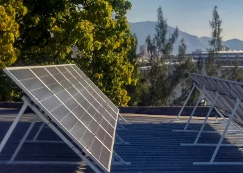Governo do Rio vai disponibilizar R$ 80 milhões para projetos de energia solar