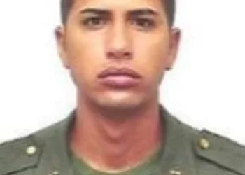 LINHA COM CEROL MATA CABO DO EXÉRCITO NA AV.BRASIL