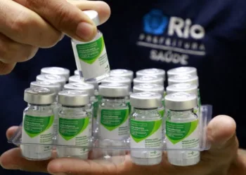 Sábado será Dia D de vacinação contra influenza e sarampo em mais de 430 postos na cidade