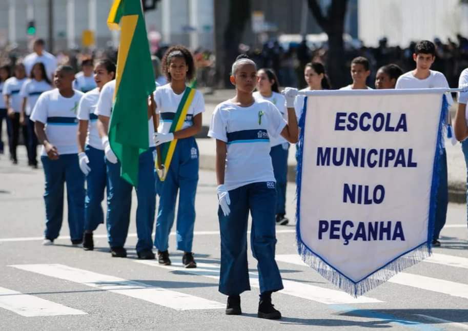 Hino nacional passa a ser obrigatório em escolas do município