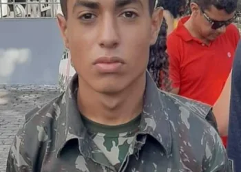 SOLDADO DO EXÉRCITO MORRE NO HCE DO RJ E A FAMÍLIA QUER JUSTIÇA