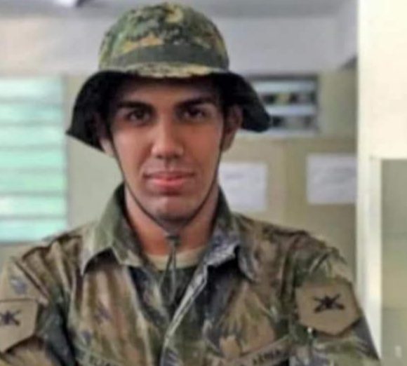 Urgente!! Militar da aeronáutica é morto em assalto no RJ