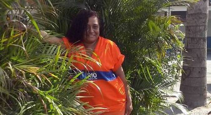 GARI DE 61 ANOS É BALEADA DURANTE PERSEGUIÇÃO DE PM CONTRA BANDIDOS NO RJ