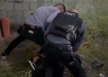 ( VIDEO) CASAL É PRESO APÓS PLANEJAR ATAQUE A CRECHE NO RJ