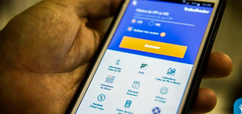 Trabalhadores nascidos em abril podem sacar até R$ 1 mil do FGTS