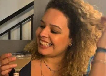Mulher recebe ‘planilha do Excel’ cobrando gastos do primeiro encontro