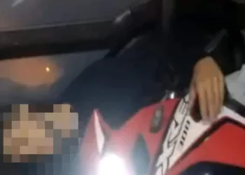 ( VIDEO) URGENTE – TENTATIVA DE ASSALTO COM BANDIDO BALEADO EM SANTA CRUZ