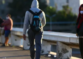 Temperaturas sobem um pouco, mas frio permanece no fim de semana