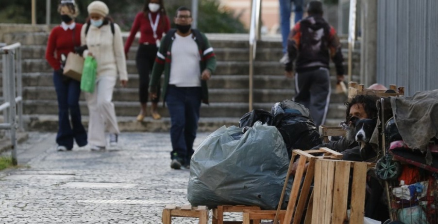 Massa de ar frio começa a se dissipar, mas temperatura ainda é baixa