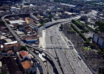 Avenida Brasil terá novas interdições, a partir desta quinta-feira, para obras do BRT Transbrasil