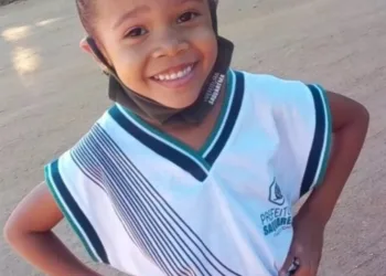 Menina de 4 anos morre no RJ por erro de hospital