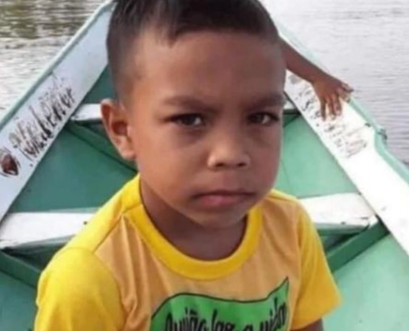 Criança de 9 anos mata outra de 11 com tiro de espingarda !!