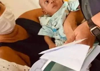 Pais são condenados por tortura a bebê no RJ