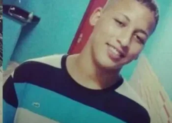 (VÍDEO) ASSALTANTE MORRE NA ZONA OESTE E FAMILIA ENTRA EM DESESPERO..