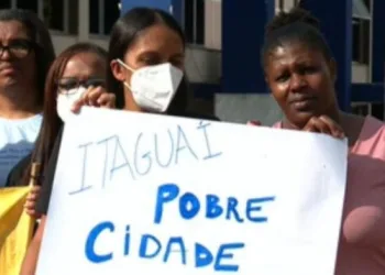 ANIVERSÁRIO DE ITAGUAÍ TEM FESTA COM SHOWS A R$2,5 MILHÕES, MESMO FALTANDO PAPEL HIGIÊNICO NAS ESCOLAS, DIZ SEPE