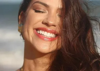 URGENTE!! EX-MISS BRASIL MORRE APÓS COMPLICAÇÕES EM CIRURGIA DE AMIGDALITE NO RJ