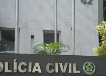 Polícia faz ação contra desvio de cargas no Rio