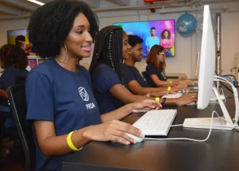 Rio tem duas mil vagas em cursos gratuitos para jovens de baixa renda