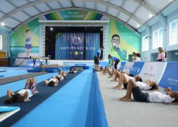 Vilas Olímpicas abrem vagas para novas modalidades como badminton, handebol, basquete e street dance