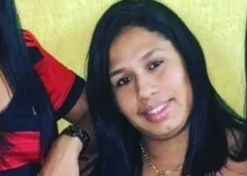 Mulher sofre ataque brutal de ex marido no RJ!! Filho autista está desaparecido