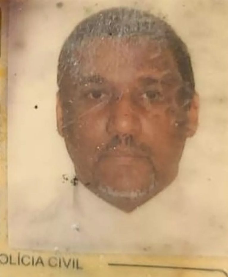 POLICIAL CIVIL APOSENTADO É MORTO NO QUINTAL DE CASA NO RIO