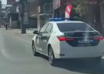 POLÍCIA CIVIL PRENDE MAIS DE 80 PESSOAS DURANTE OPERAÇÃO NO RJ