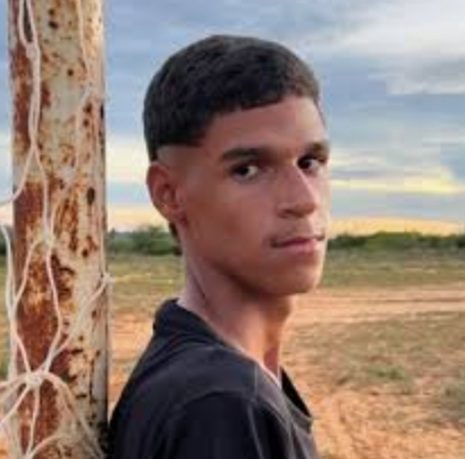 Luva de Pedreiro terá que pagar R$ 5,2 milhões para rescindir contrato com a agência que estava gerindo a sua carreira.