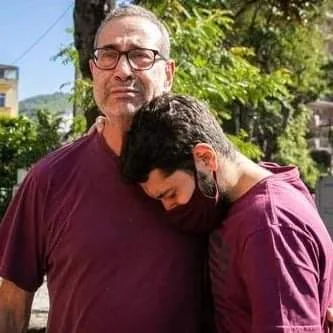 Casal de pibulls atacam e matam yorkshire no RJ!! Donos sofrem com a perda!!