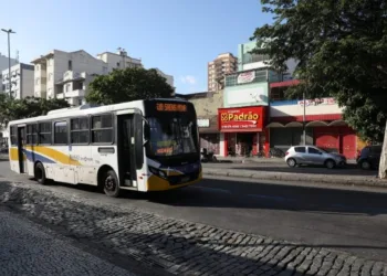Prefeitura anuncia mais 15 linhas de ônibus a partir da próxima semana para ampliar atendimento à população