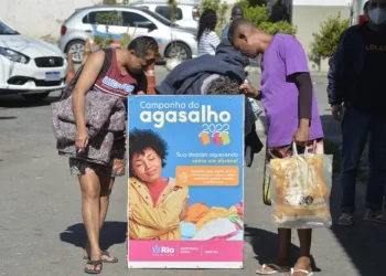 Campanha do Agasalho já arrecadou 1,9 tonelada de roupas de frio, cobertores e calçados!! Veja como ajudar