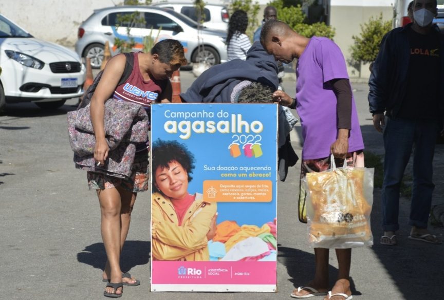 Campanha do Agasalho já arrecadou 1,9 tonelada de roupas de frio, cobertores e calçados!! Veja como ajudar