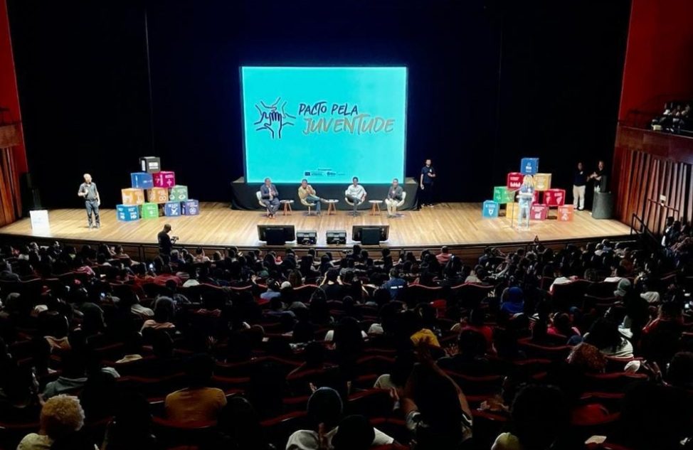 Prefeitura do Rio lança o Pacto pela Juventude para jovens de favelas