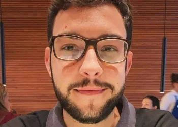 JOVEM É MORTO A FACADAS APÓS SAIR EM EVENTO DE SAMBA NO RJ