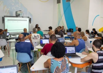 Naves do Conhecimento oferecem 3.500 vagas em cursos e oficinas gratuitos de tecnologia e empreendedorismo