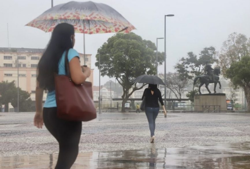 VAI CHOVER E VENTAR FORTE NESSA SEXTA FEIRA!! PREPAREM-SE!!