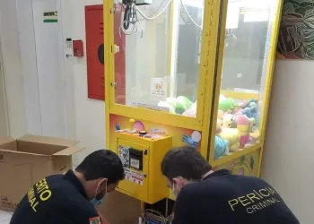 DANDO CALOTE EM CRIANÇAS???PERÍCIA APONTA FRAUDES EM MAQUINAS DE BICHINHOS DE PELÚCIA