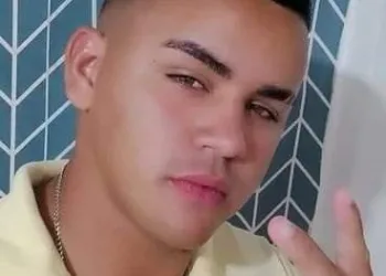 JOVEM QUE DESAPARECEU APÓS CONFUSÃO DURANTE FESTA NO RIO, FOI ENCONTRADO MORTO EM PRAIA