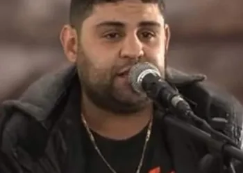 Cantor sertanejo Lucas Guedes morre de infarto aos 32 anos