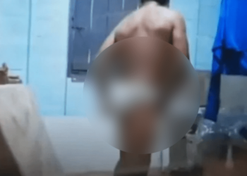 Homem invade casa para vestir e cheirar calcinhas; veja o vídeo