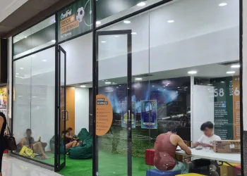 West Shopping inaugura Posto de Troca de Figurinhas da Copa do Mundo